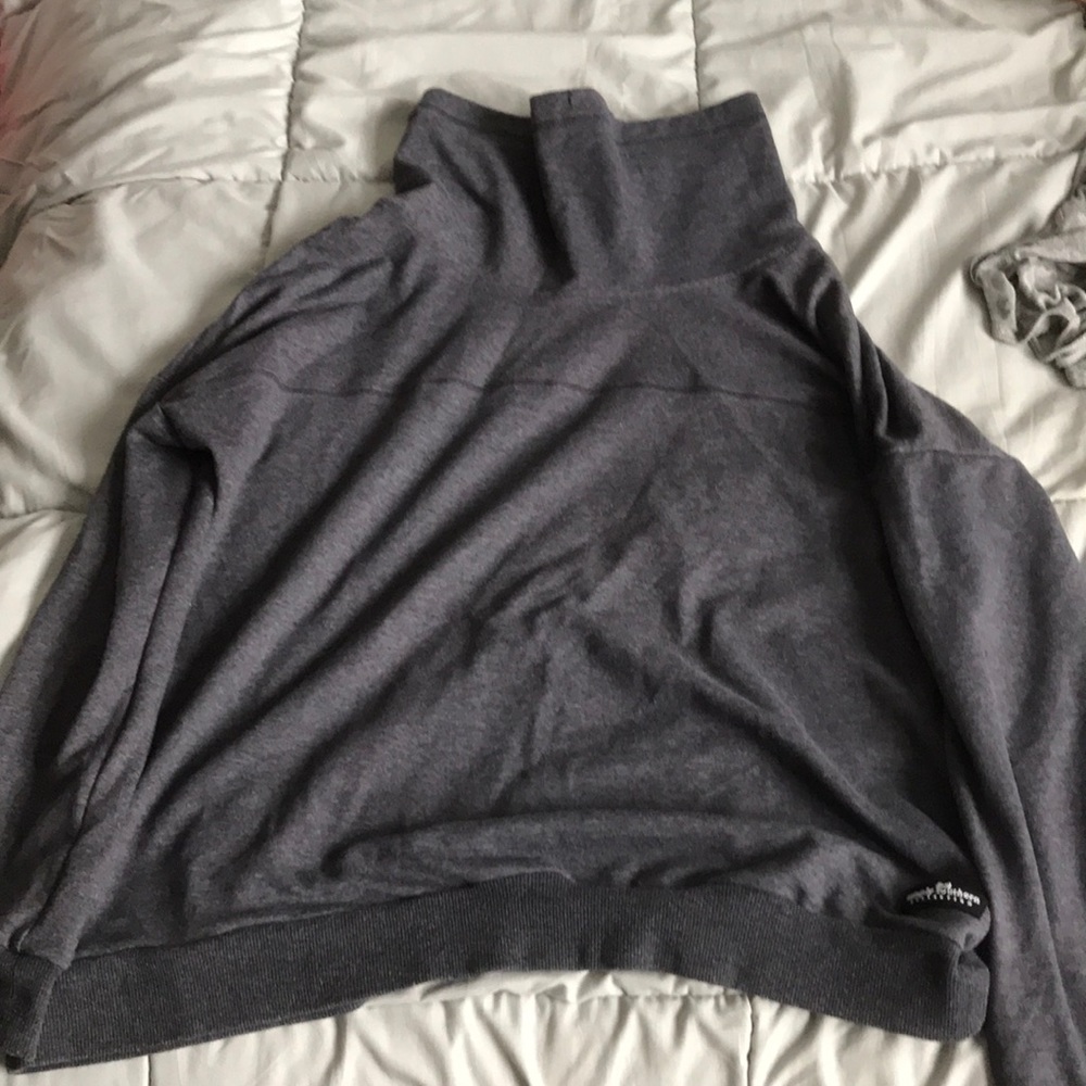 Sweat shirt